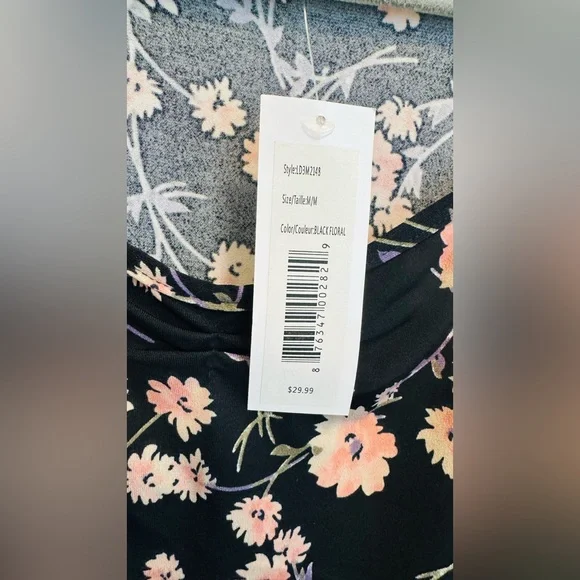 Flowered Dress - Picture 3 of 4